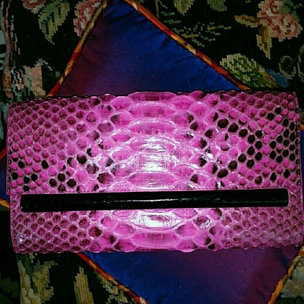 PRICE SLASHED!!!PINK PYTHON NANCY GONZALES CLUTCH